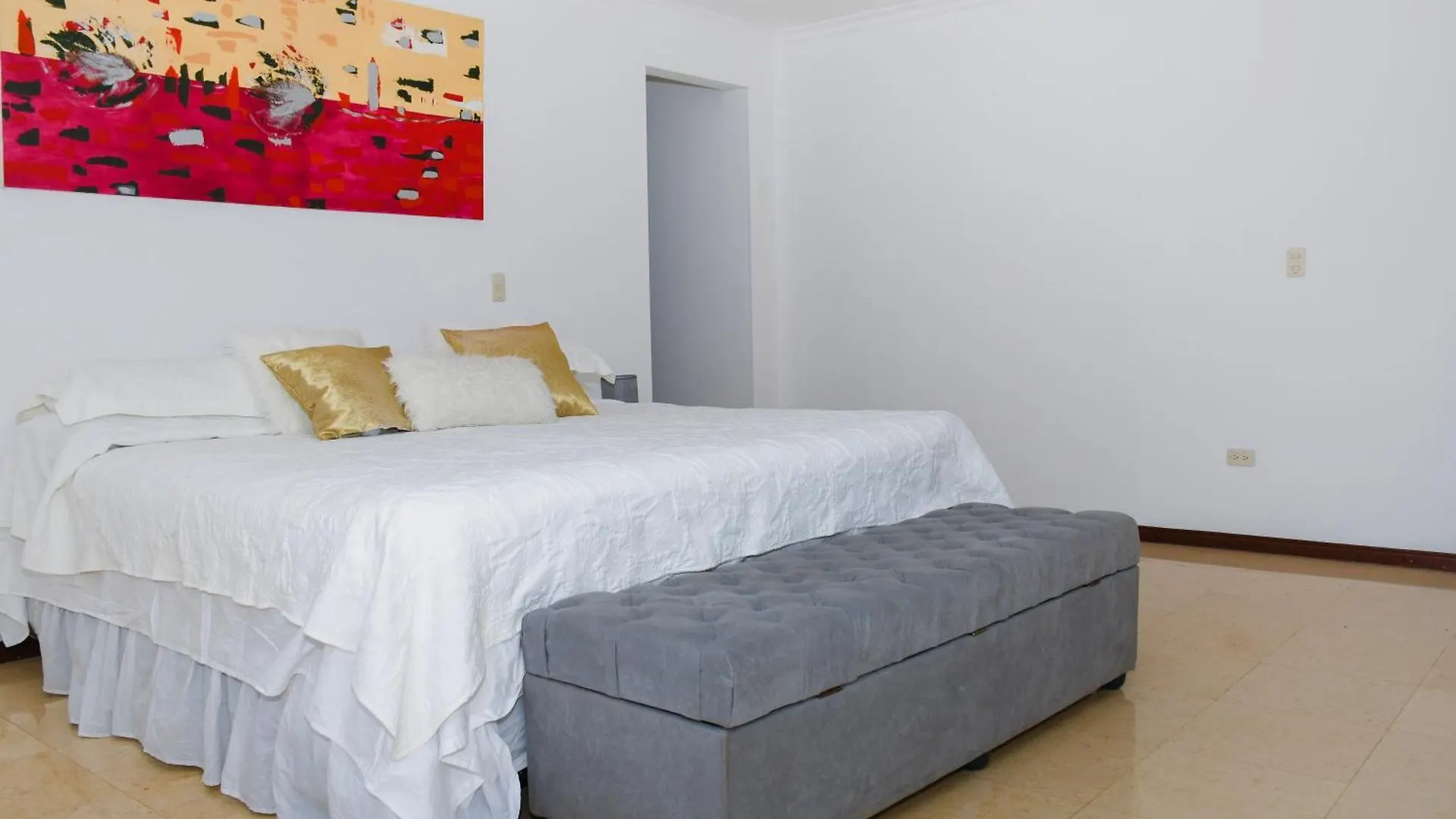 Apartamento Ciudad Jardin Cali 0*,  Colombia